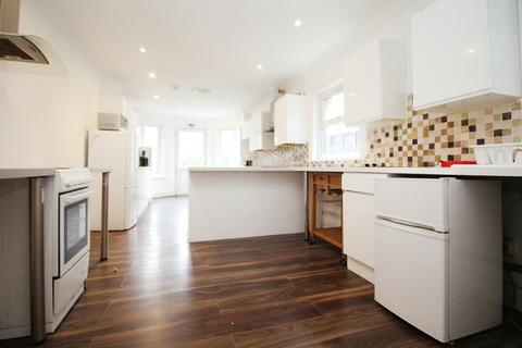 4 bedroom house for sale, Coleraine Road, London