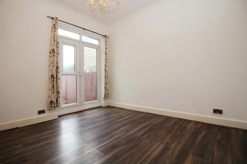 4 bedroom house for sale, Coleraine Road, London
