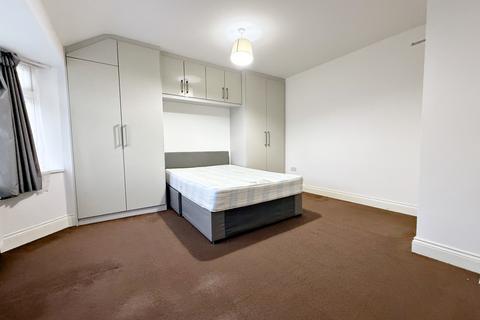 undefined, Orchard Avenue, Hounslow, TW5