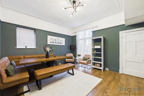 4 bedroom semi-detached house for sale, Leach Lane, Lytham St. Annes, FY8