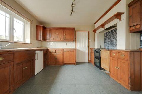 4 bedroom semi-detached house for sale, Denham Road, Burgess Hill, RH15