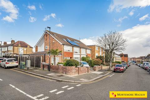 3 bedroom apartment for sale, Vicars Moor Lane, London