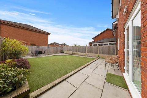 3 bedroom detached house for sale, Pennine Lane, Golborne, WA3