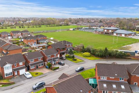 3 bedroom detached house for sale, Pennine Lane, Golborne, WA3
