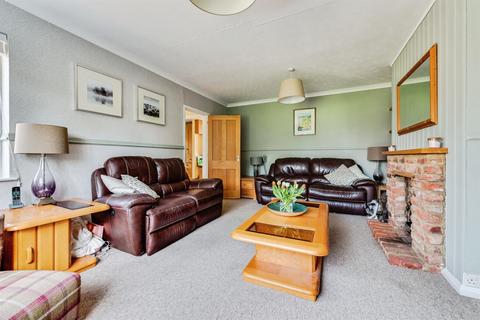 4 bedroom semi-detached house for sale, Princes Close, Chilton, Aylesbury