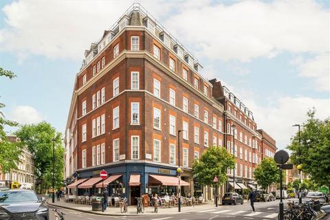 Studio to rent, Devonshire Street, London W1G