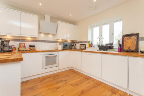 4 bedroom semi-detached house for sale, Courtstairs Manor, Ramsgate, Kent, CT11