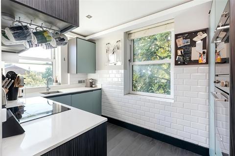 2 bedroom flat for sale, Turin Street, Bethnal Green, London, E2