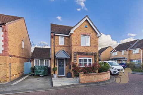 3 bedroom detached house for sale, Thracian Close, Colchester