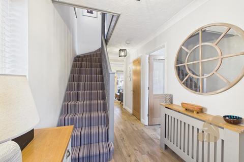 3 bedroom detached house for sale, Thracian Close, Colchester