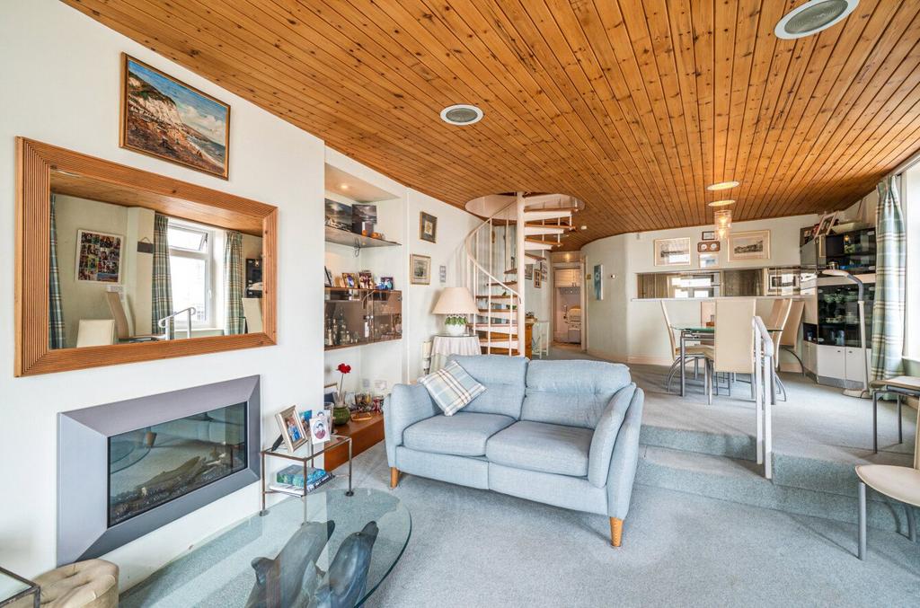 Dining/Sitting Room