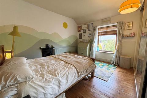 2 bedroom end of terrace house for sale, Laneside Road, New Mills SK22