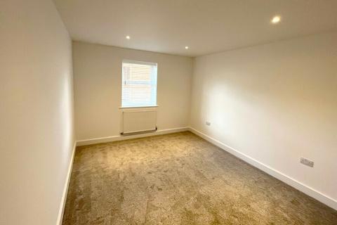 undefined, A GROUND FLOOR, MODERN TWO BEDROOM FLAT WITH EN-SUITE AND PARKING - FLORENCE ROAD, BOURNEMOUTH