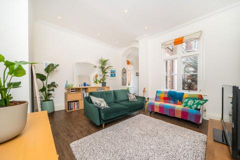 2 bedroom flat for sale, Ritson Road, London E8