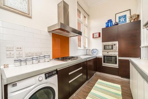 2 bedroom flat for sale, Ritson Road, London E8