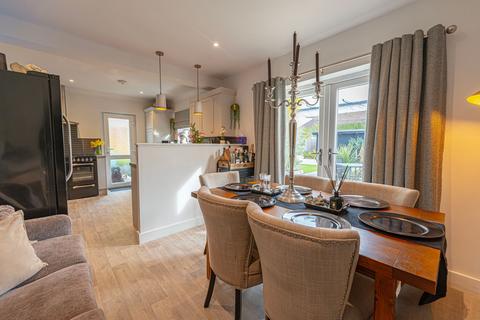3 bedroom semi-detached house for sale, Fields Road, Oakfield, NP44