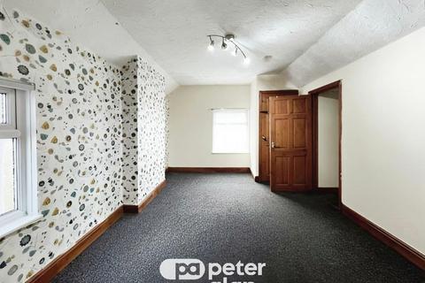 3 bedroom property to rent, St. Annes Terrace, NEATH, SA11