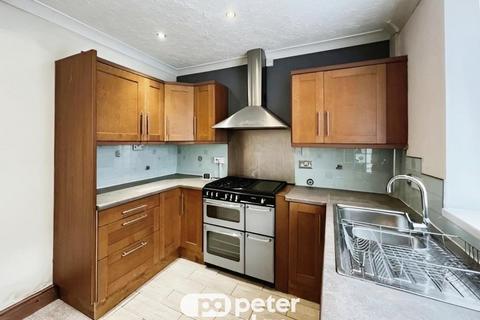 3 bedroom property to rent, St. Annes Terrace, NEATH, SA11
