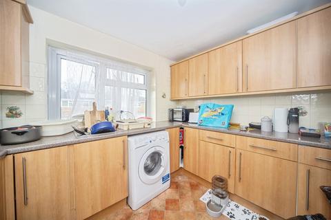 undefined, Cherry Close, Salisbury
