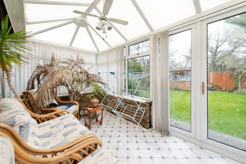 2 bedroom bungalow for sale, Hartwood Gardens, Waterlooville