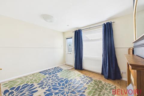2 bedroom terraced house for sale, Moor Street, Mansfield, NG18