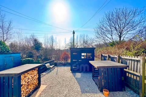 3 bedroom terraced house for sale, Dunlop Road, Barrmill, Beith