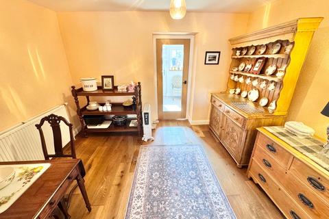 3 bedroom terraced house for sale, Dunlop Road, Barrmill, Beith