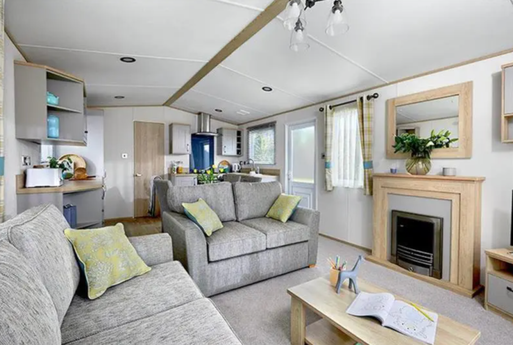 Abi Windermere Lounge At Oakwood Retreat Country P