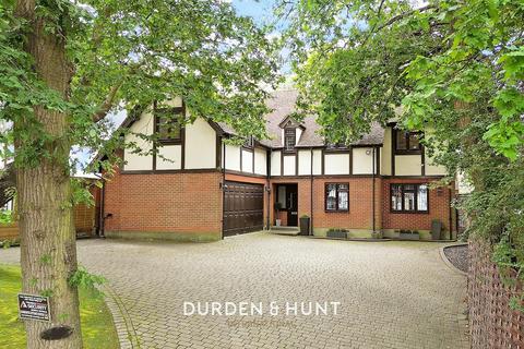 undefined, Manor Road, Chigwell, IG7