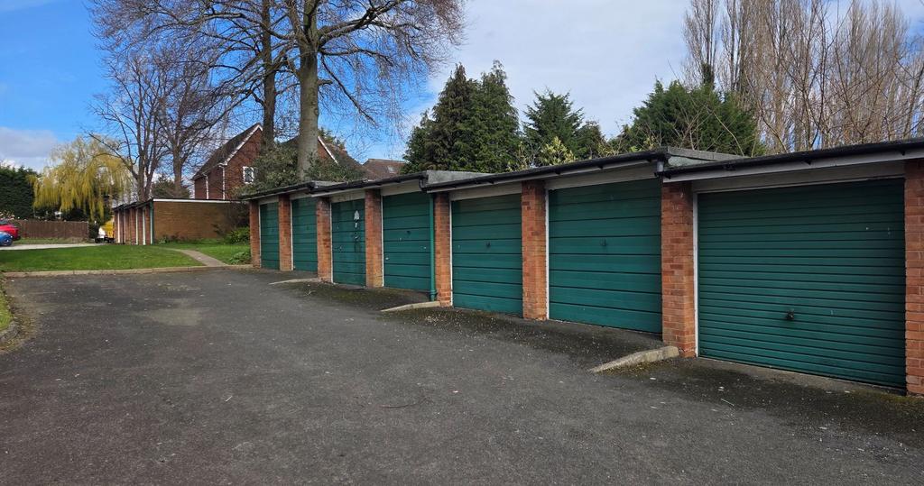 Single Garage
