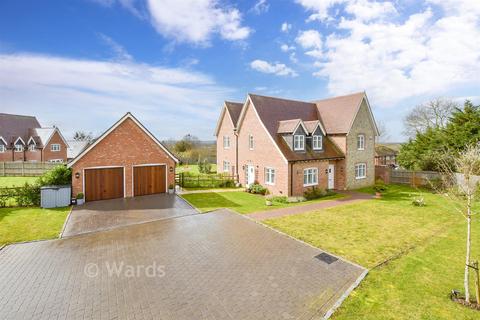 4 bedroom detached house for sale, Vicarage Fields, Maidstone ME17