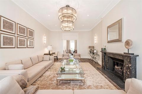 undefined, Eaton Place, London SW1X