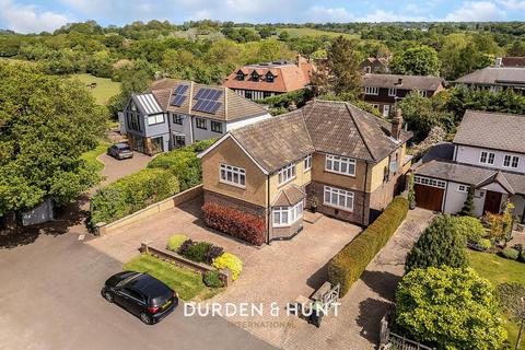 undefined, Farm End, London, E4