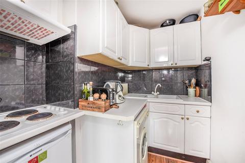 1 bedroom apartment for sale, Epirus Road, London