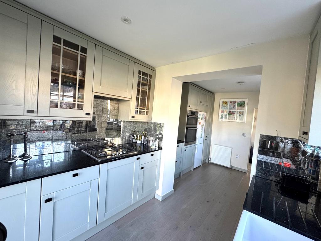 Kitchen Left