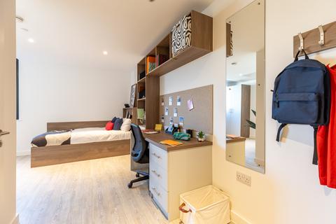 undefined, Skyline Platinum Studio at Glassworks, Glassworks, St Thomas Street BS1