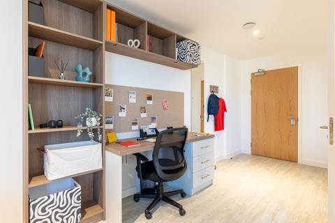 undefined, Skyline Platinum Studio at Glassworks, Glassworks, St Thomas Street BS1