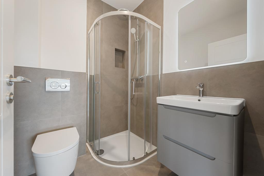 Flat 41, Crosskeys Close N9 7 AD-No Watermark-2
