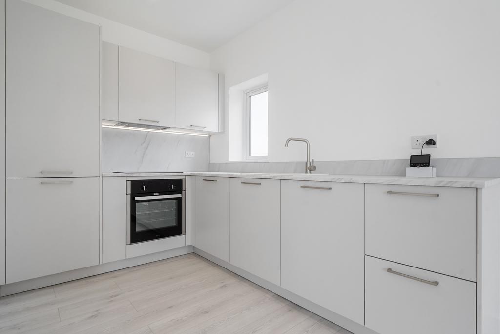 Flat 43, Crosskeys Close N9 7 AD-No Watermark-4