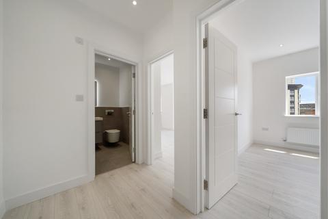 1 bedroom apartment for sale, Cross Keys Close, Edmonton, London, N9