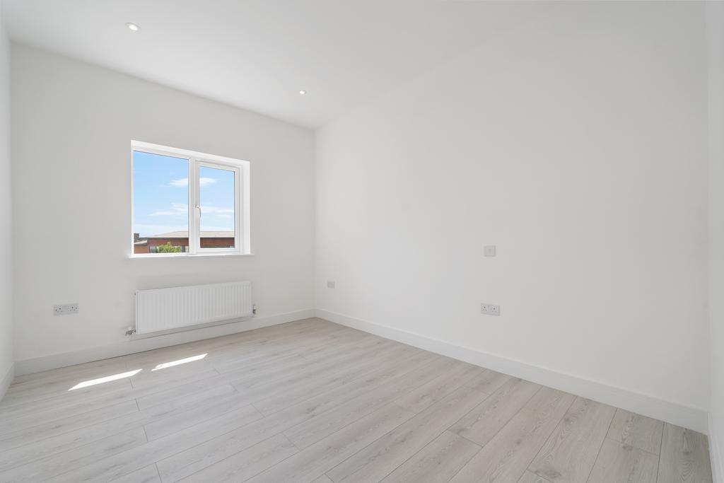 Flat 43, Crosskeys Close N9 7 AD-No Watermark-6