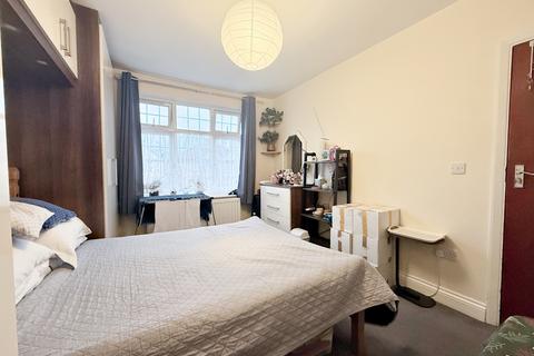undefined, Kingsley Road, Hounslow, TW3