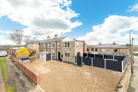 3 bedroom end of terrace house for sale, Higson Row, Clayton West, HD8