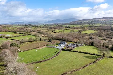4 bedroom detached house for sale, Caeathro, Caernarfon, Gwynedd LL55