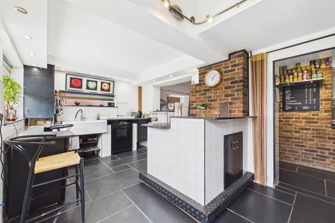 4 bedroom semi-detached house for sale, Lea Crescent, Longlevens, Gloucester