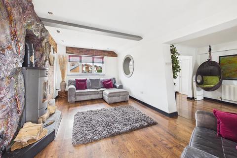 4 bedroom semi-detached house for sale, Lea Crescent, Longlevens, Gloucester