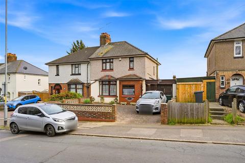 3 bedroom semi-detached house for sale, Heath Lane, Dartford