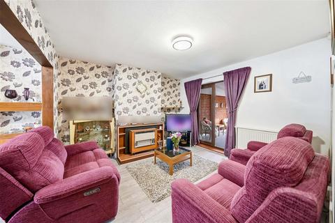 3 bedroom semi-detached house for sale, Heath Lane, Dartford