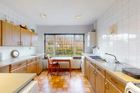 4 bedroom detached house for sale, Field End Road, Greater London HA4