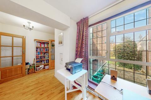 4 bedroom detached house for sale, Field End Road, Greater London HA4